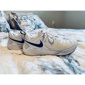 NIKE shoes in White, size 6.5 in women’s